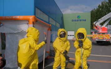 Hasiči řešili v Odrách následky reakce chemikálií