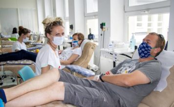 Krevní centrum FN Ostrava vyzývá všechny zdravé dárce krve – přijďte co nejdříve k odběru!