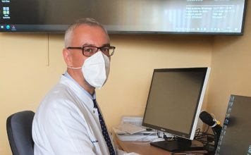 Neurochirurgové FN Ostrava začali jako první v kraji operovat páteř endoskopicky