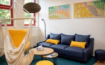 Ostravské Centrum provázení slaví první narozeniny novými prostory