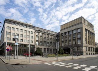 STAROSTOU MĚSTSKÉHO OBVODU MORAVSKÁ OSTRAVA A PŘÍVOZ JE PETR VESELKA