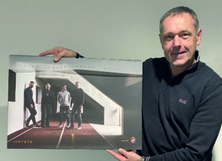 Luděk Mikloško oslavil šedesátku a ocenil unikátní kalendář Baníku