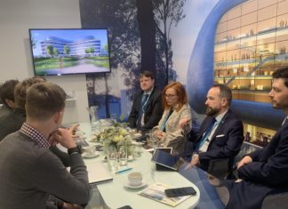 Ostrava a Moravskoslezský kraj se opět prezentují na prestižním veletrhu investičních příležitostí MIPIM