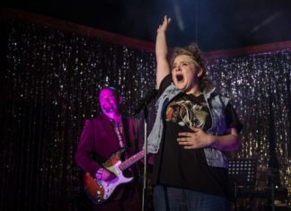 Colours of Ostrava lákají na Špinarku Divadla Petra Bezruče, Cirk La Putyku i současný tanec souboru Lenky Vagnerové