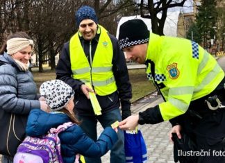 Strážníci dohlédnou na bezpečnost dětí u přechodů