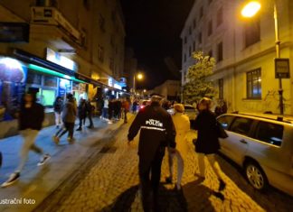 Kontroly na Stodolní pokračují