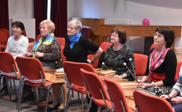 ravidelná setkání pro seniory nabízí cyklus Filharmonie plus Janáčkovy filharmonie Ostrava