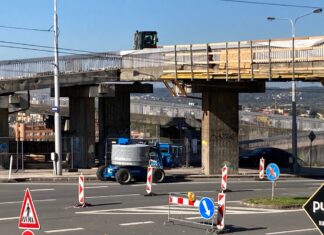 Lávka nad Bazaly se dočkala