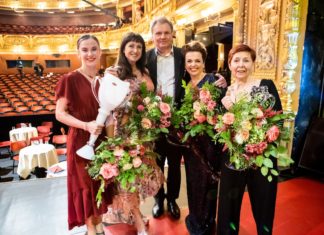 CENY THÁLIE: ČTYŘI ÚZKÉ A TŘI ŠIRŠÍ NOMINACE A CENA ZA CELOŽIVOTNÍ MISTROVSTVÍ V ČINOHŘE PRO UMĚLCE PŮSOBÍCÍ V NDM.