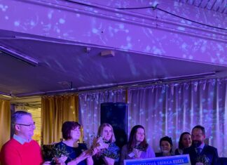 Cestující DPO podpořili Tyrkysovou sbírku. 150 tisíc korun pomůže místním neziskovkám