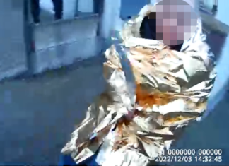 Promrzlí a dezorientovaní senioři na ulici