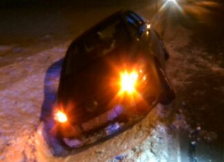 Po třech pivech skončil s autem v příkopě