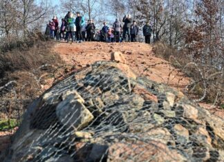 NOVOROČNÍ VÝŠLAP NA EMU