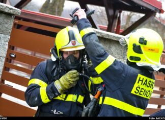 Šenově u Ostravy hořel rodinný dům