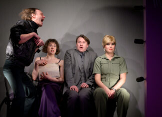 Arénu čeká premiérově plodný březen