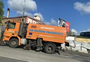 Čištění a zkrápění ulic Ostravy