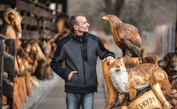 V srdci Beskyd ožívá historická pila, láká k bydlení s vůní lesa