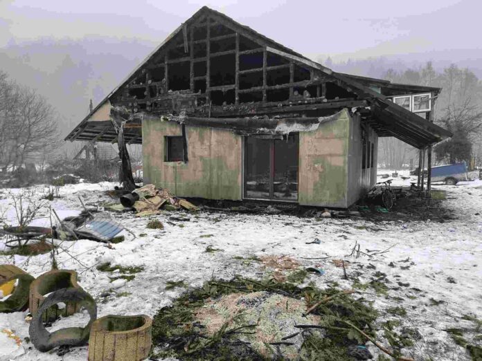 2026_01_24-Pozar_chaty_Moravka_1 (1)