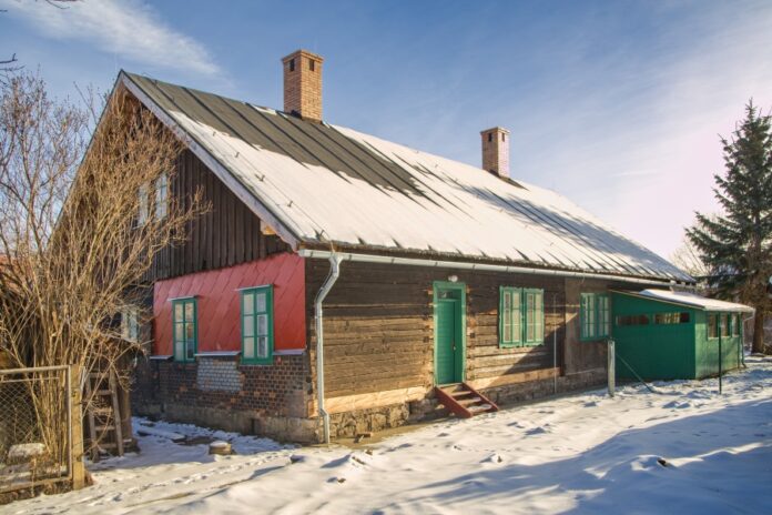 drevenky-na-borku_snih