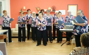 NOVOBĚLSKÉ BABIČKY V KLUBU SENIORŮ GAJDOŠOVA