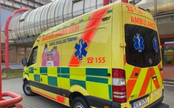 Speciální sanitka převáží nejmenší pacienty na Oddělení neonatologie FN Ostrava