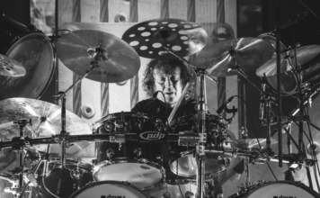 Kapela Citorn smutní, zemřel Radim Pařízek