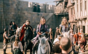 HUKVALDY SE PROMĚNÍ V POHÁDKOVÝ HRAD