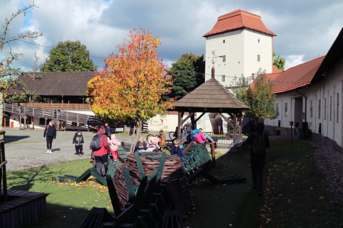 568345806_1226587242840232_6782504770168272210_n