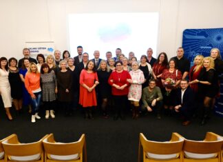 Pěstouni v Ostravě poskytují dětem jistotu: Město jim poděkovalo na adventním setkání.