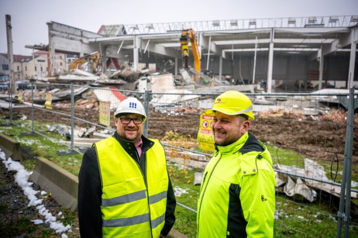 image-800-06db74cf861e150ff3089a745f5fe52a