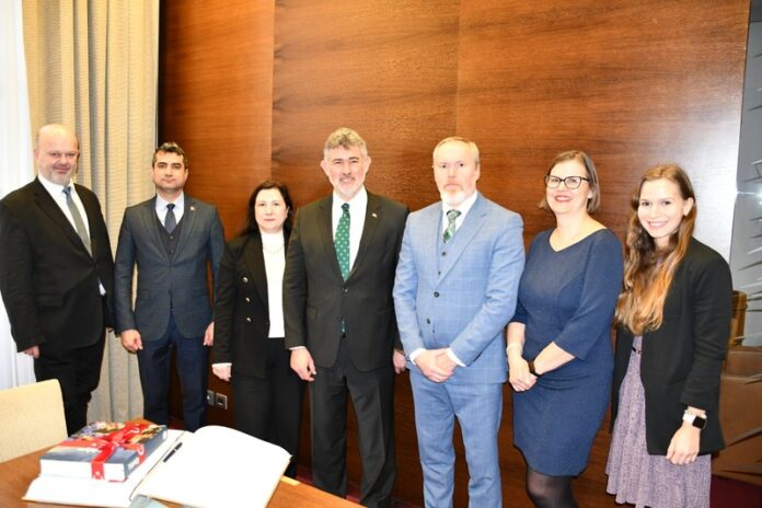 image-800-7461135754897a687fd0cd688aab1d89