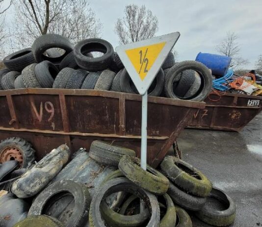 Dobrovolníci se vrátili do Vrbice a znovu uklidili. Nezapomínají – teď je na řadě systémové řešení