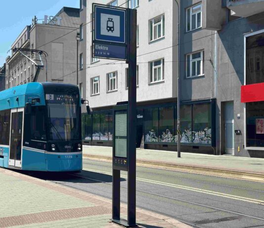 Dopravní podnik Ostrava (DPO) zahajuje instalaci prvních elektronických jízdních řádů